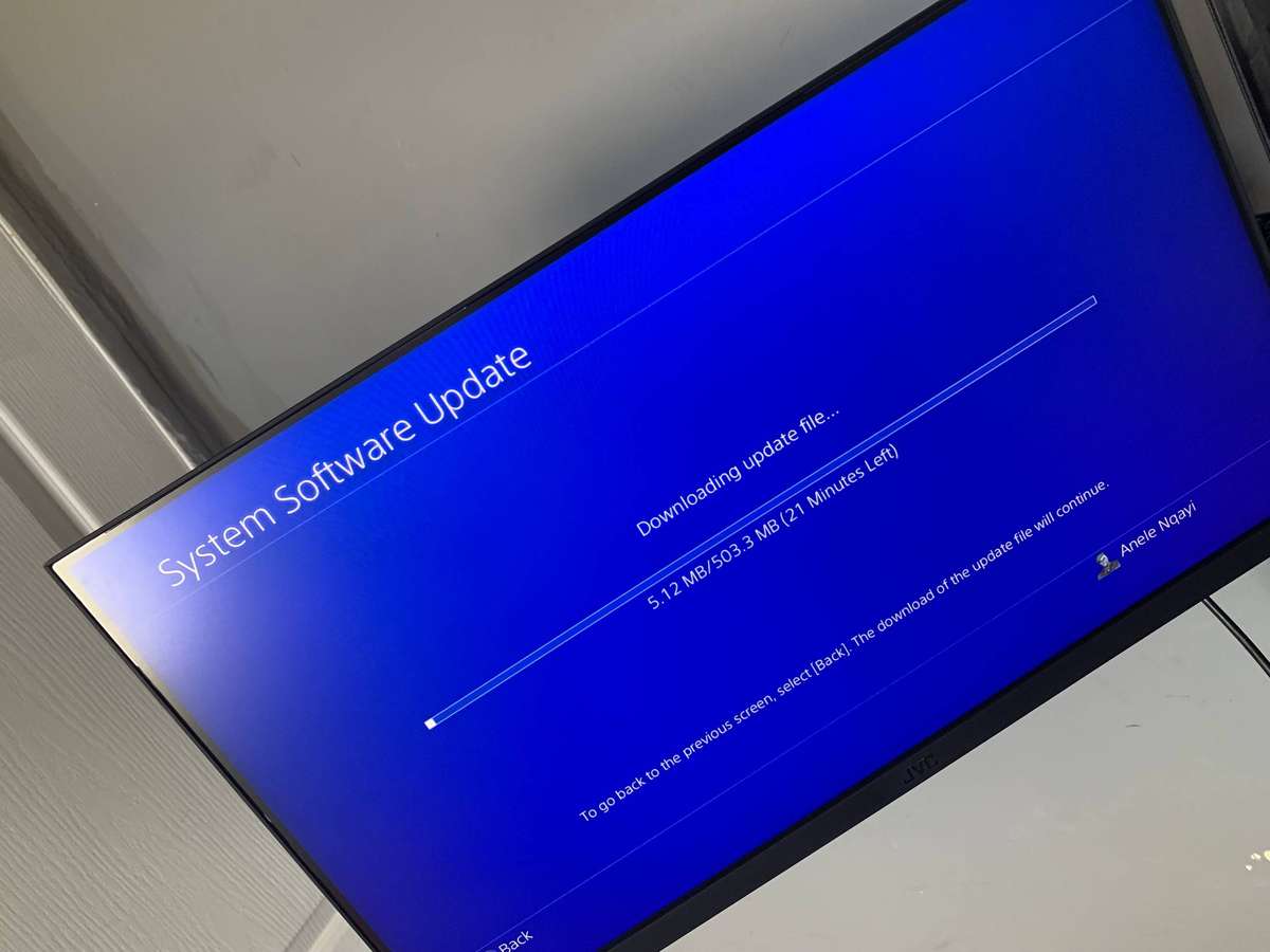 Sony PlayStation 4 Slim (500GB SSD)  Bundle with 7 Games + Accessories