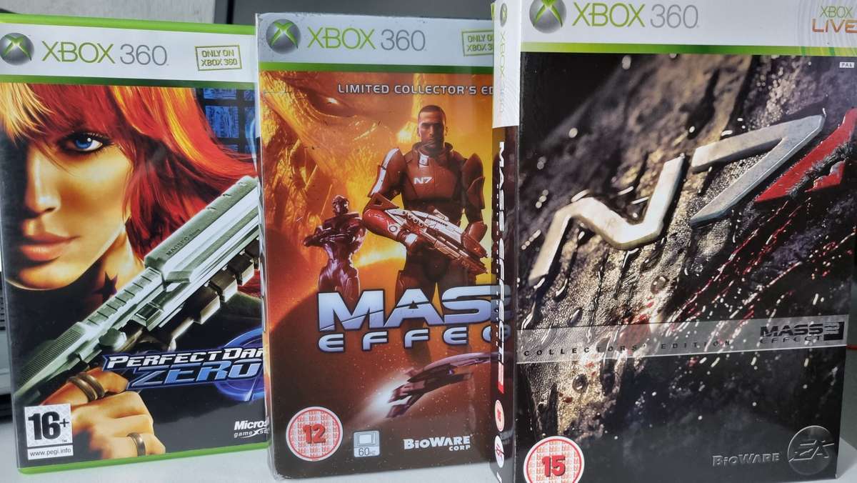 Mass Effect 1 & 2 Collector's Edition & Perfect Dark Zero Xbox 360 Games