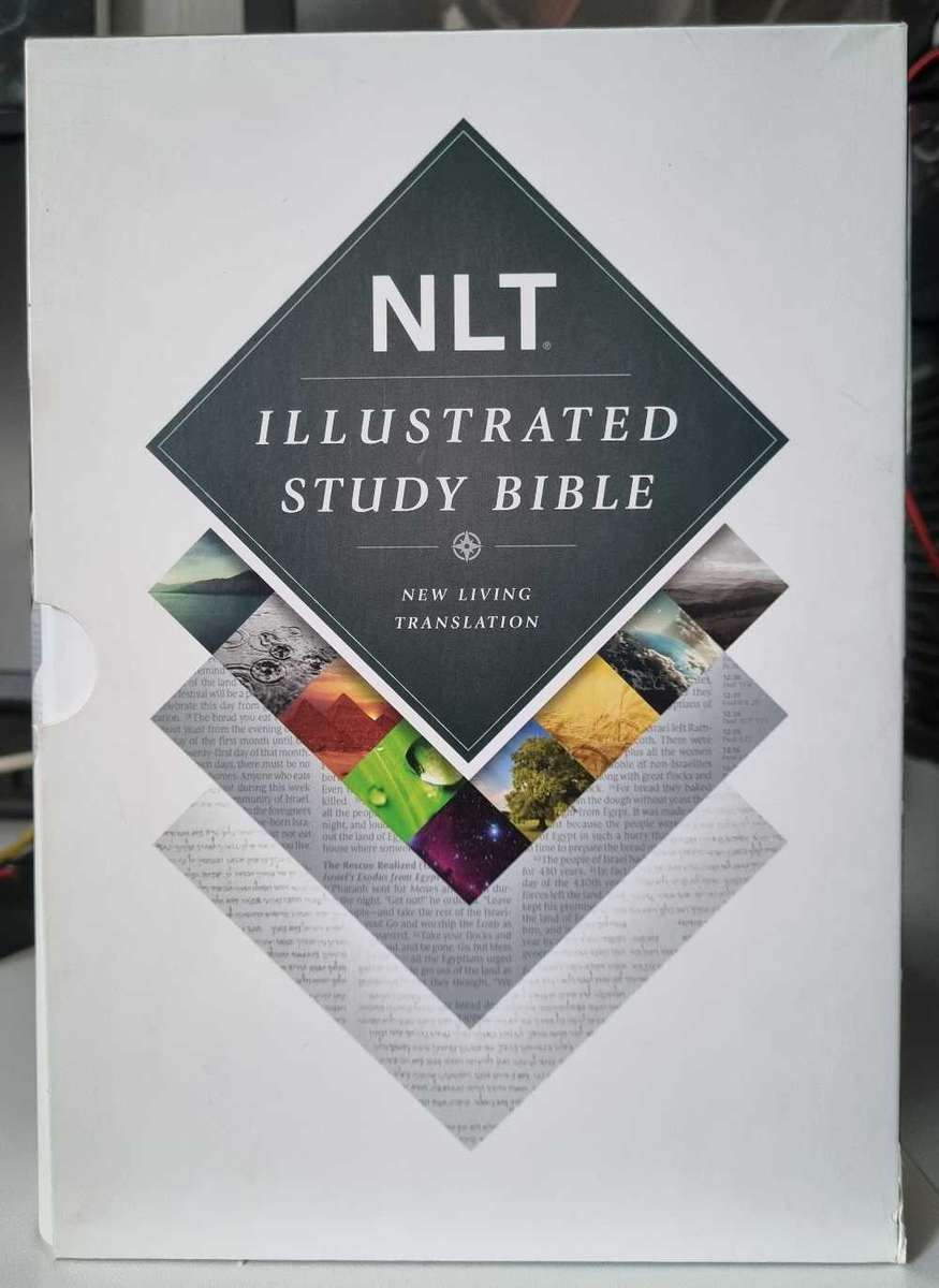 NLT Illustrated Study Bible & Bible Combo