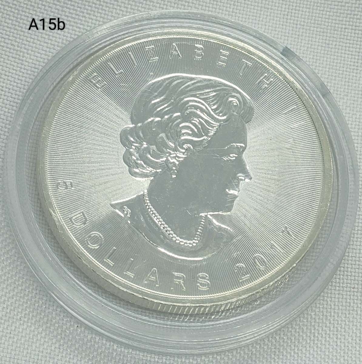 2017 Canadian 5 Dollar Maple coin - 1 oz .999 fine silver - in capsule