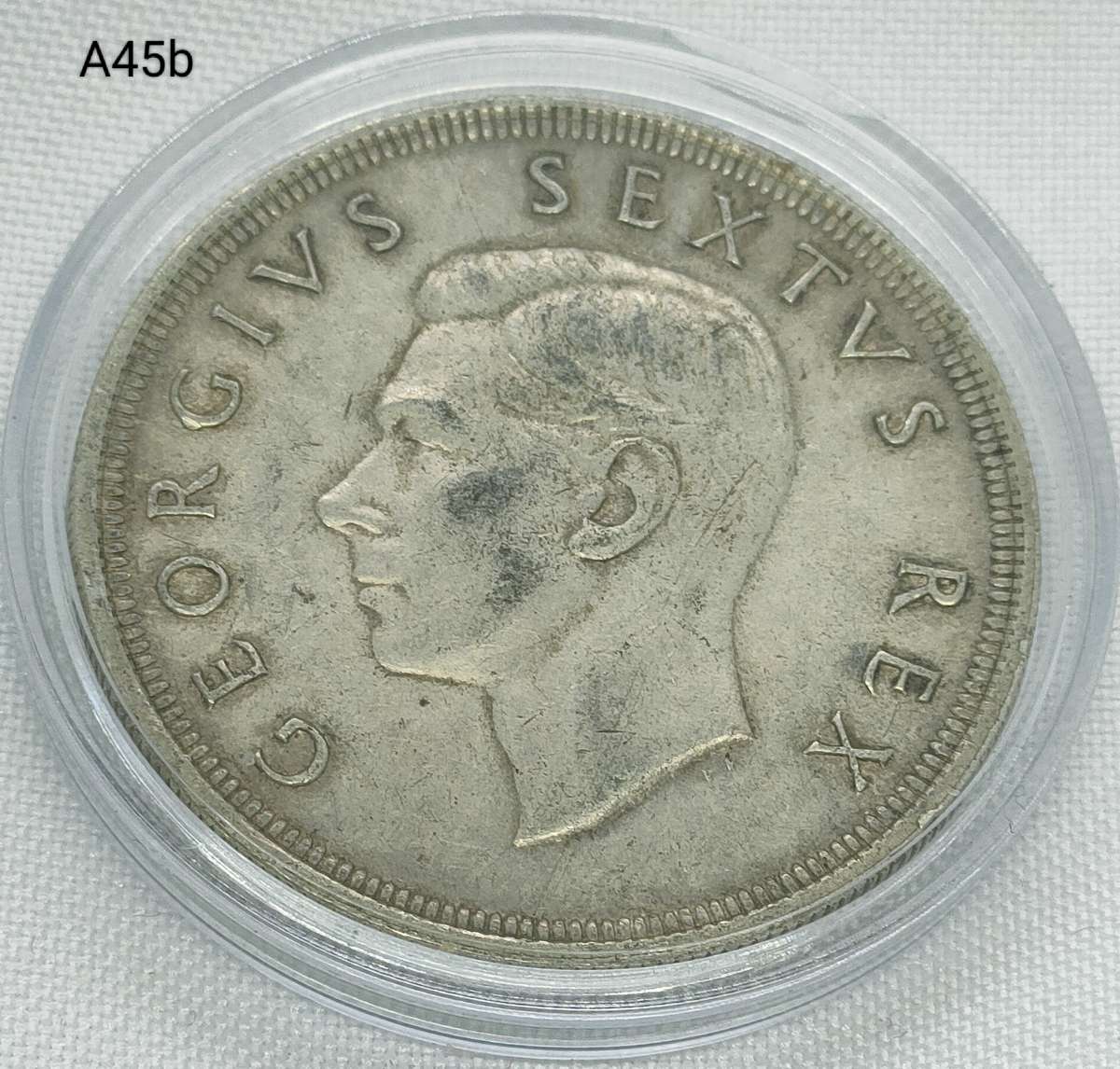 1948 Union of SA Crown - 5 shillings - .800 silver - in capsule