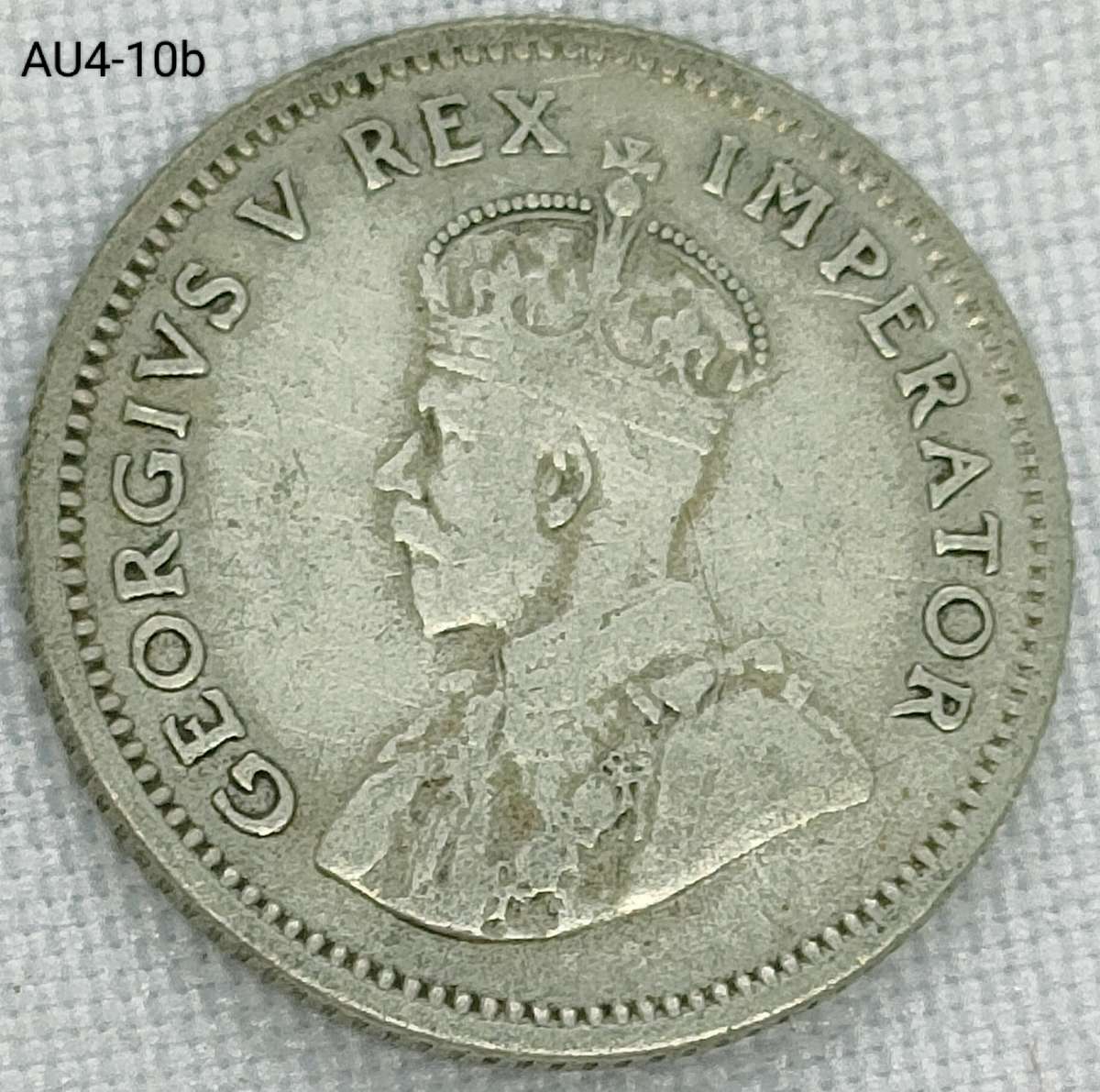 1933 Union of SA sixpence - .800 silver coin