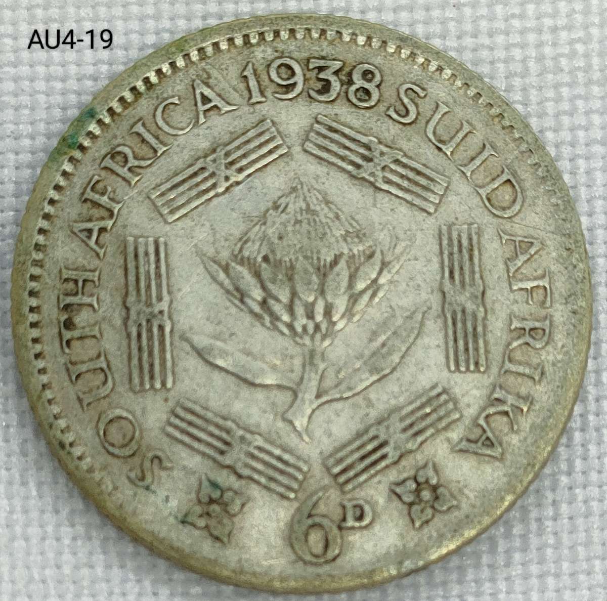 1938 Union of SA sixpence - .800 silver coin
