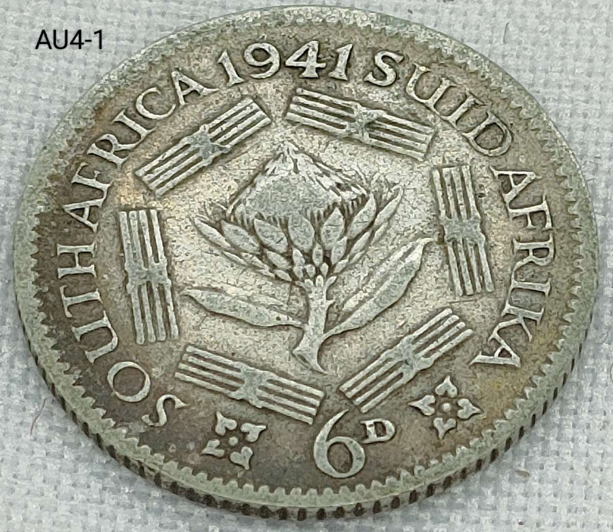 1941 Union of SA sixpence - .800 silver coin