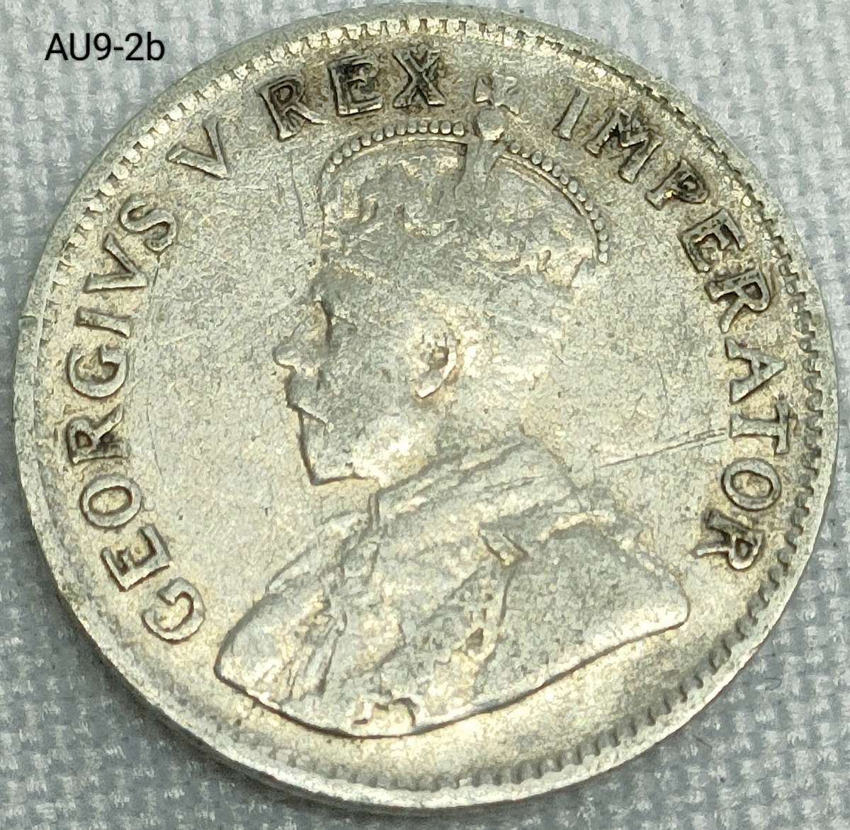 1933 Union of SA threepence - tickey - .800 silver coin