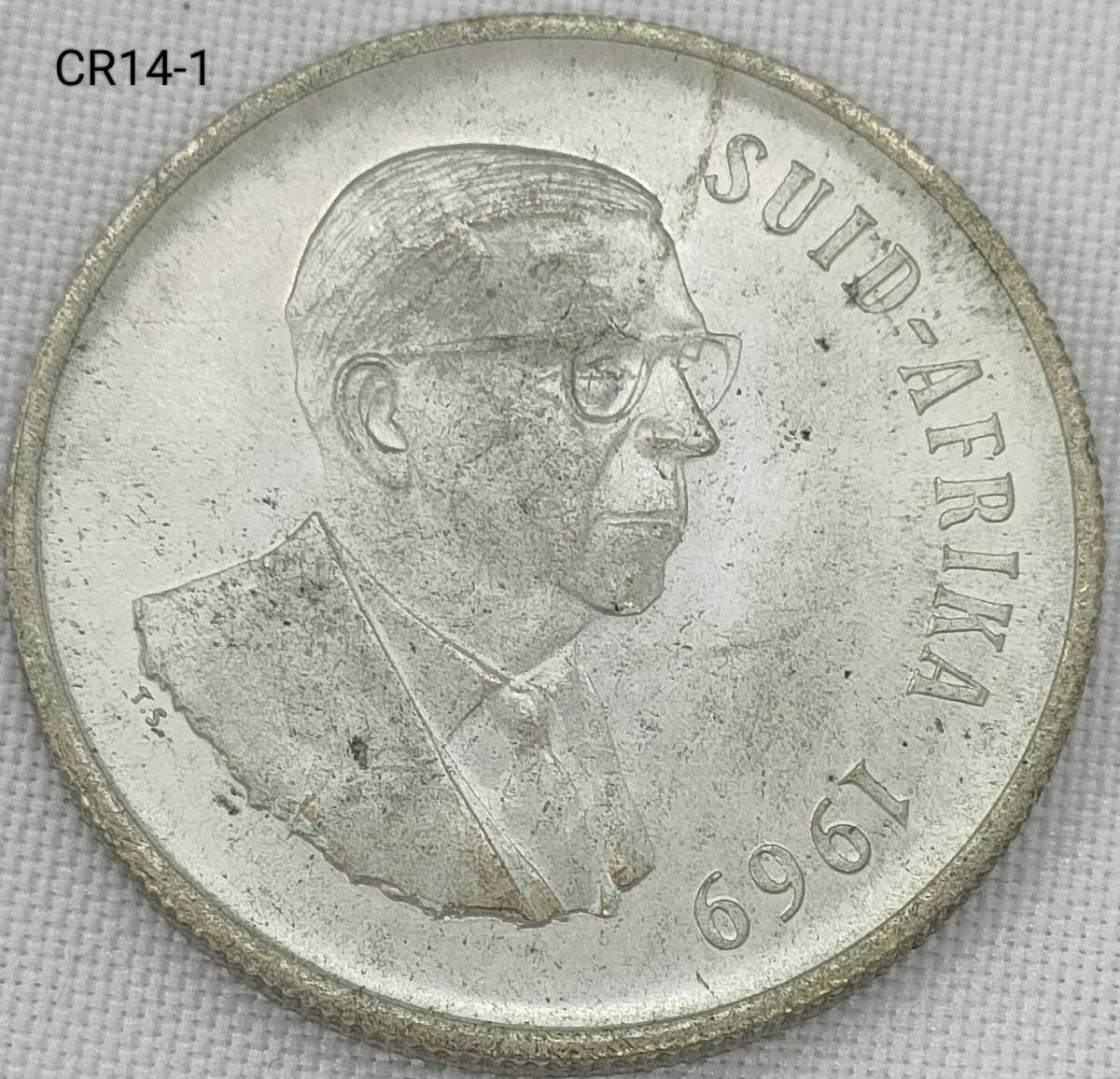 1969 RSA .800 Silver R1 - great detail