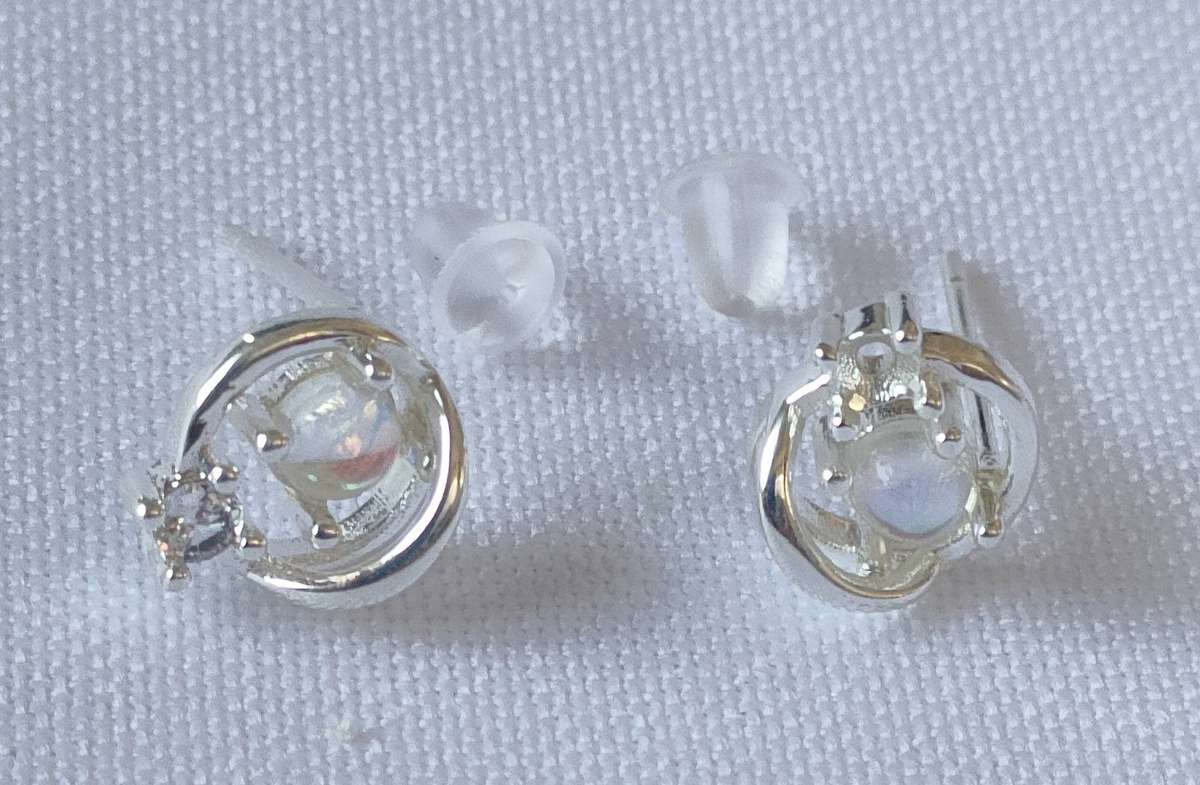 Moonstone earrings - beautifully designed