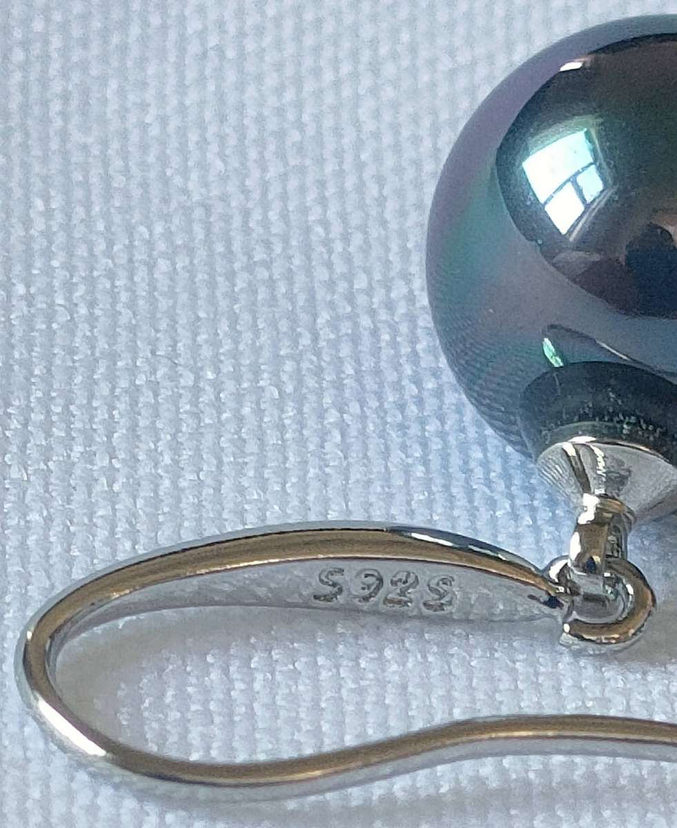 Huge sterling silver Tahitian pearl earrings - 925 stamped - beautifully designed