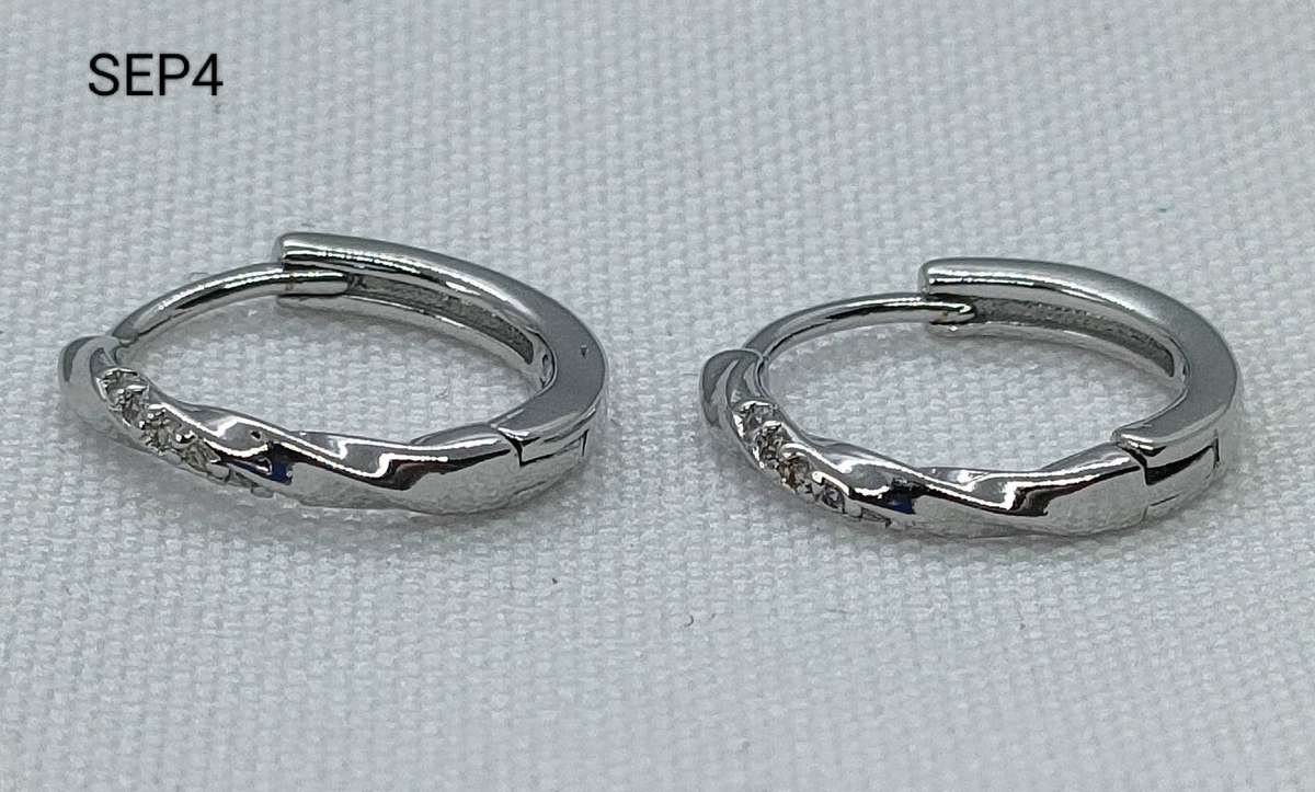 New Sterling Silver hoop earrings-lovely design-925stamp