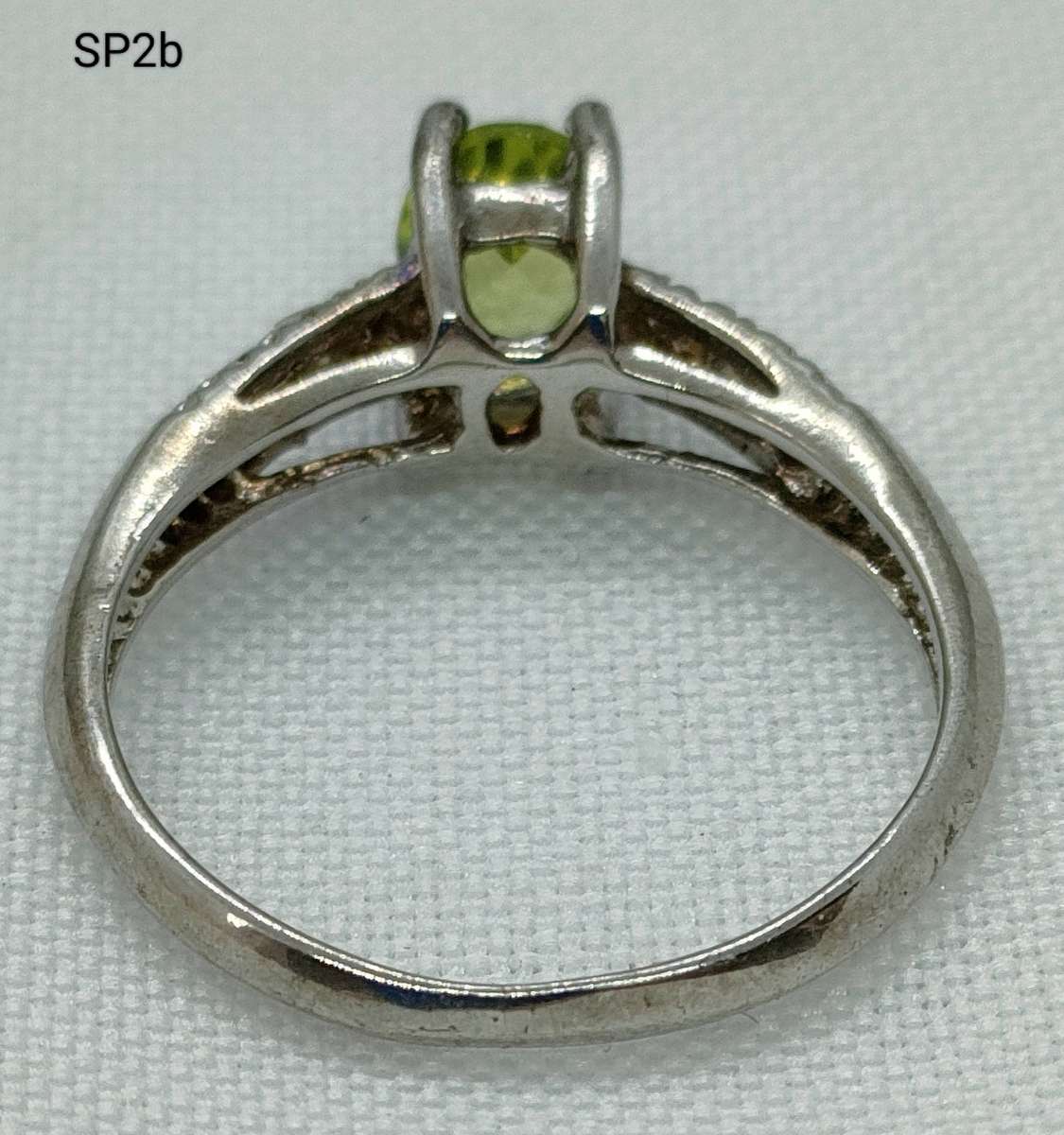 Sterling silver Natural Peridot & diamond ring- 925 stamped -size 7 - lovely design- good size stone