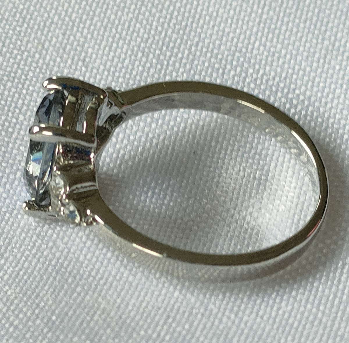 Gorgeous lab created Smokey Topaz ring: Large stone: Size US7, 6 of 7