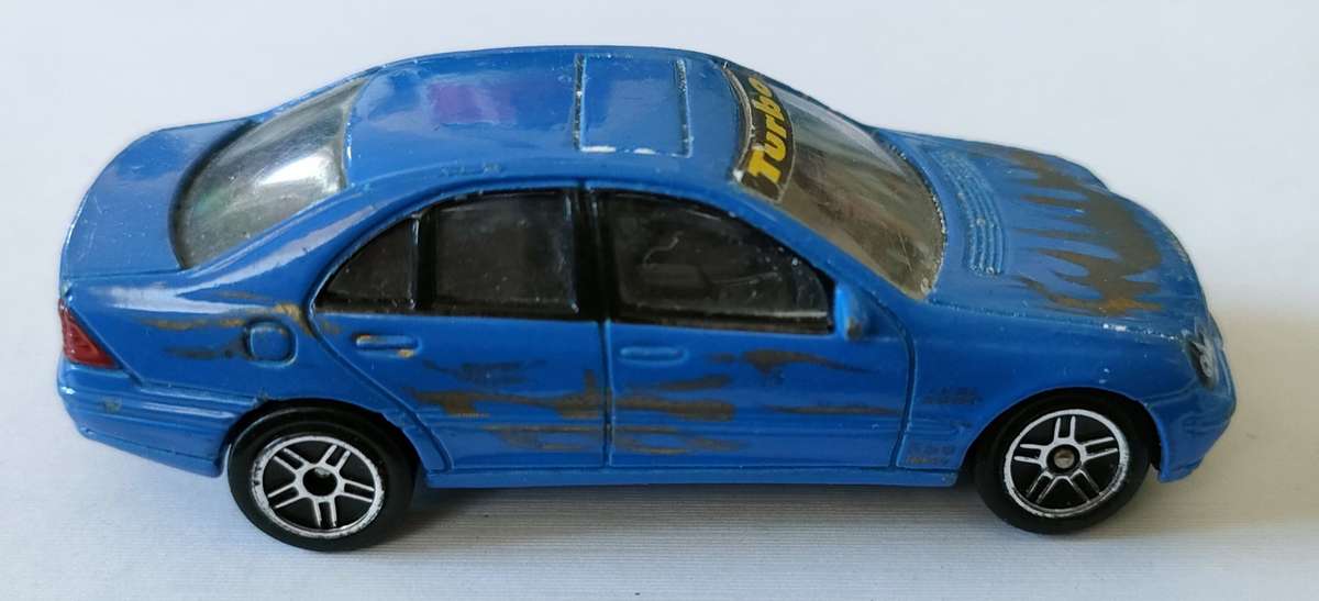 Mercedes Benz Racing 1,43 scale model: Metal die cast: Lovely condition: