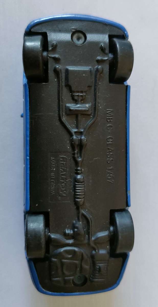 Mercedes Benz Racing 1,43 scale model: Metal die cast: Lovely condition: