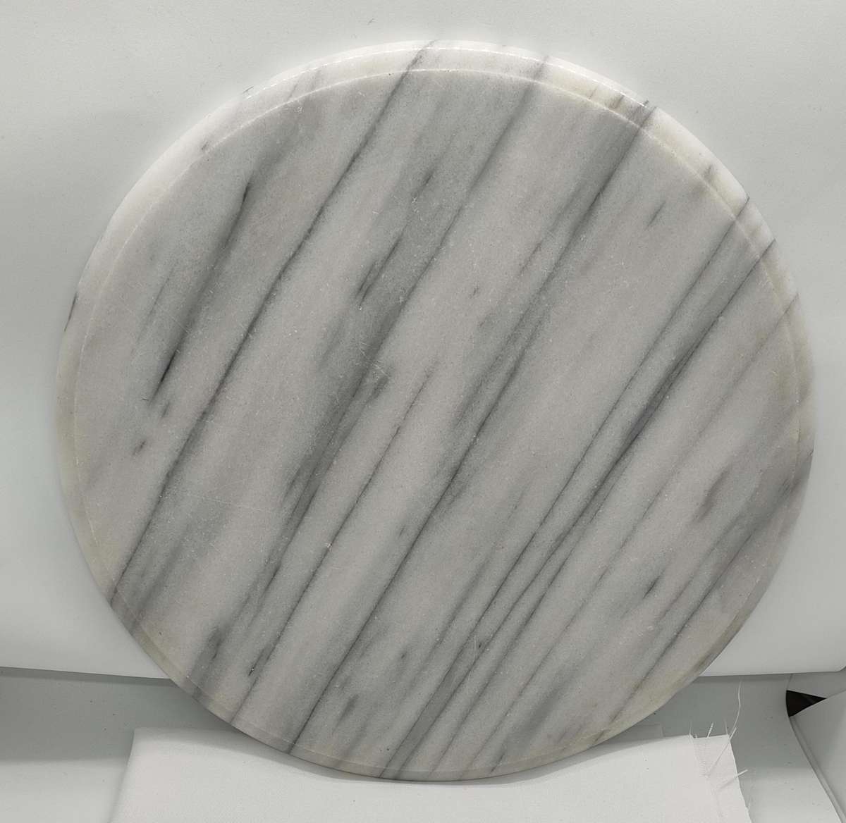 Solid marble cutting board- lovely item - can be used as a side table top - diameter 300mm