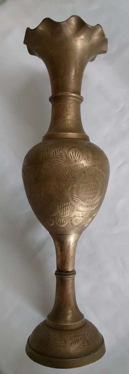 Large Brass vase - beautifully decorated - 400 mm high
