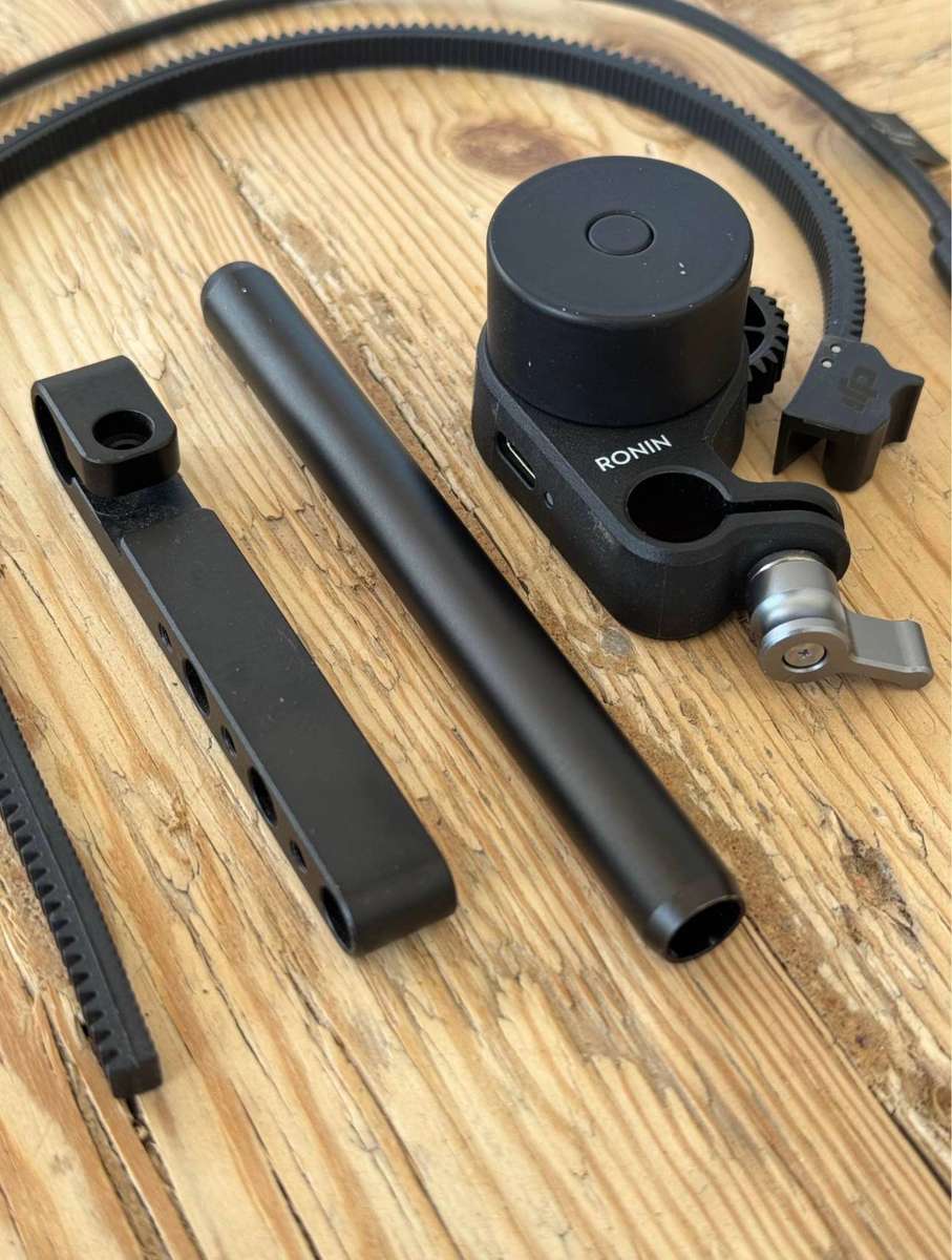 DJI Ronin RS2 Pro Combo + Extras  R7,900