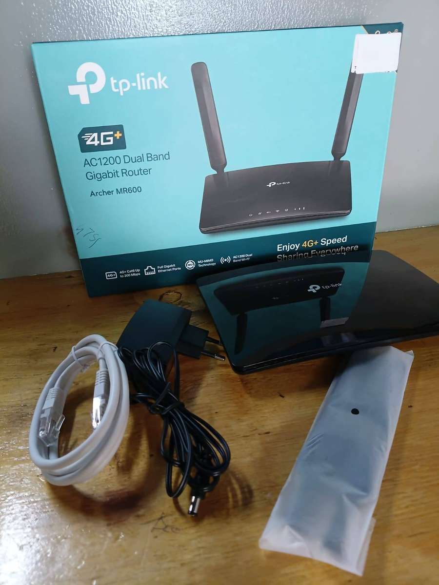 TP-Link Archer MR600 AC1200 4G+ Dual Band Gigabit Router