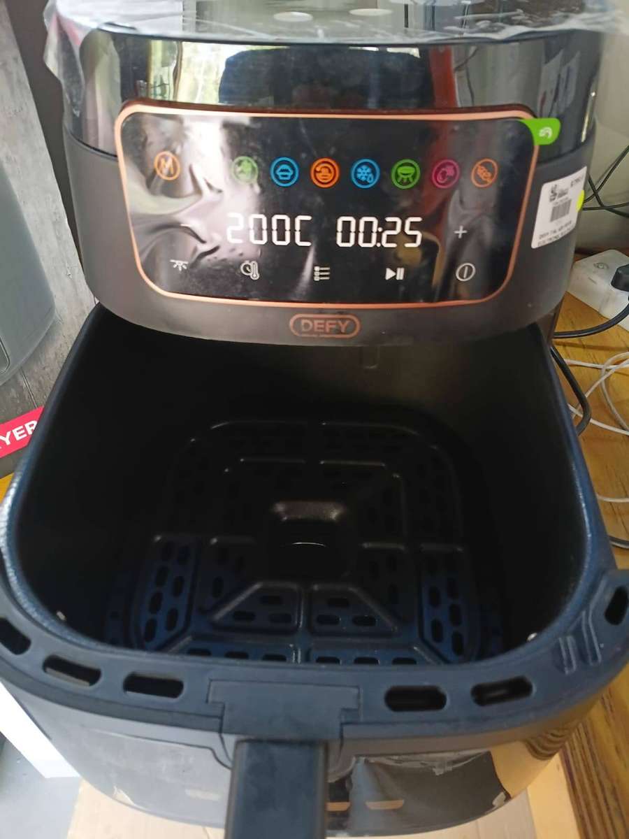 Defy XXL Air Fryer  Digital Touch