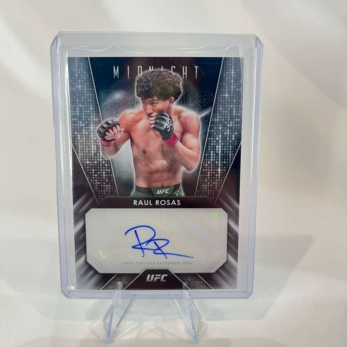 2024 Topps UFC Midnight - Glimmer Graphs Auto Raul Rosas #GG-RRS