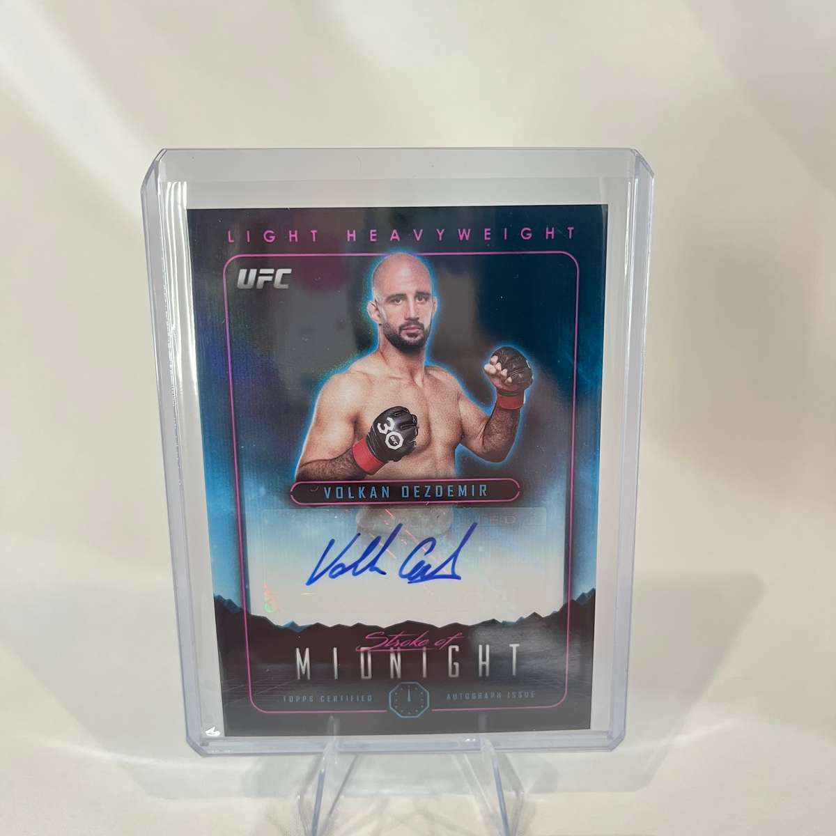 2024 Topps UFC Midnight - Stroke of Midnight Auto Volkan Oezdemir #SMA-VOR