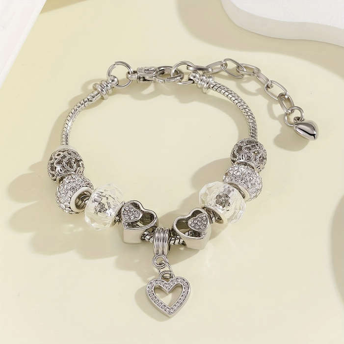 Charm Bracelet with Heart Pendant