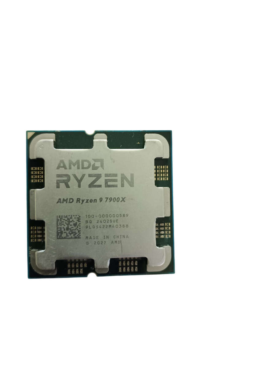 AMD Ryzen 9 7900X/12 Cores/24 Threads/Up to 5.6 GHz