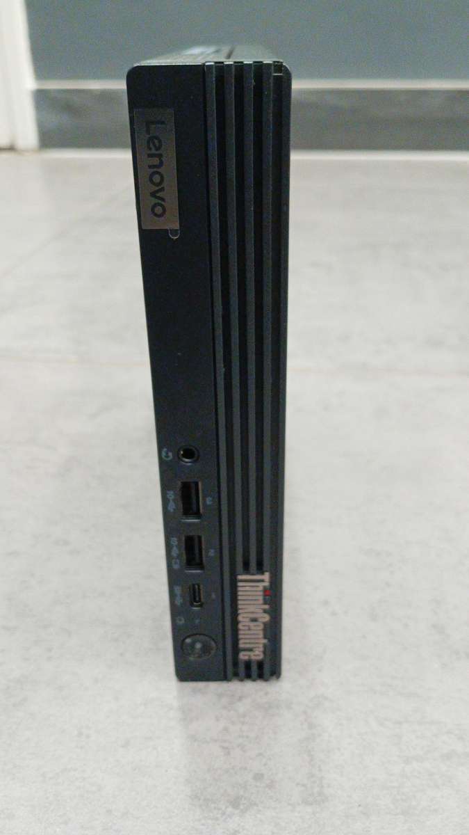 Lenovo Thinkcenter M70q Gen5 Tiny PC/i5 13400T/32Gb Ram/512Gb Nvme