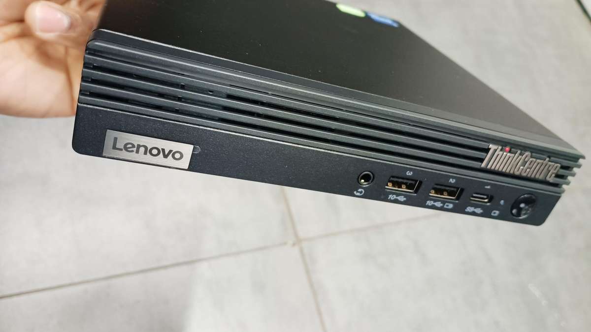 Lenovo Thinkcenter M70q Gen5 Tiny PC/i5 13400T/32Gb Ram/512Gb Nvme