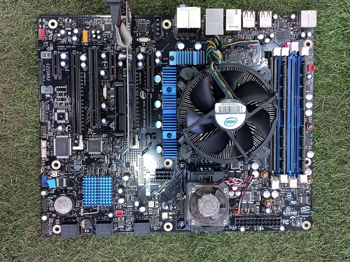 Core i7 Combo/16gb Memory+1gb Graphic card+ i7 930 CPu+ Cooler