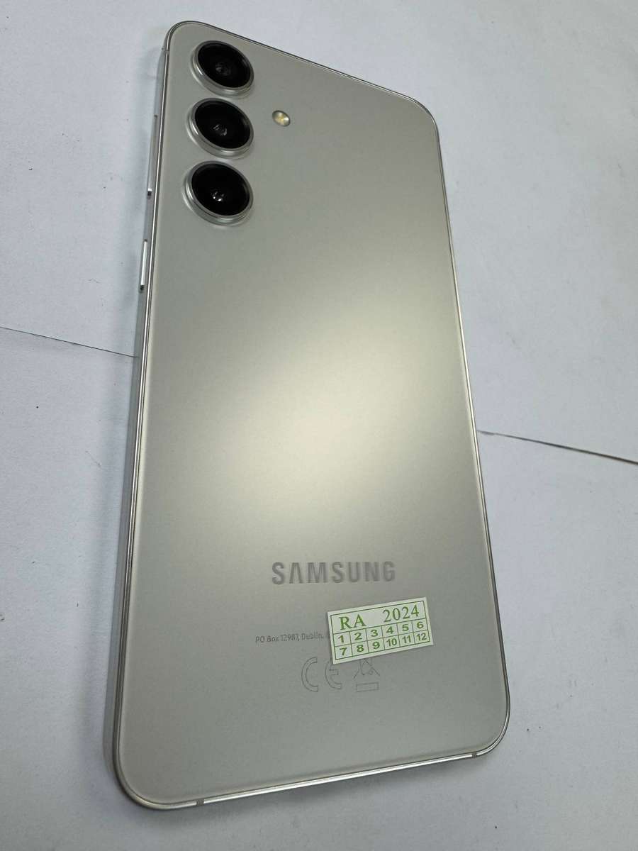 SAMSUNG S24 256GB