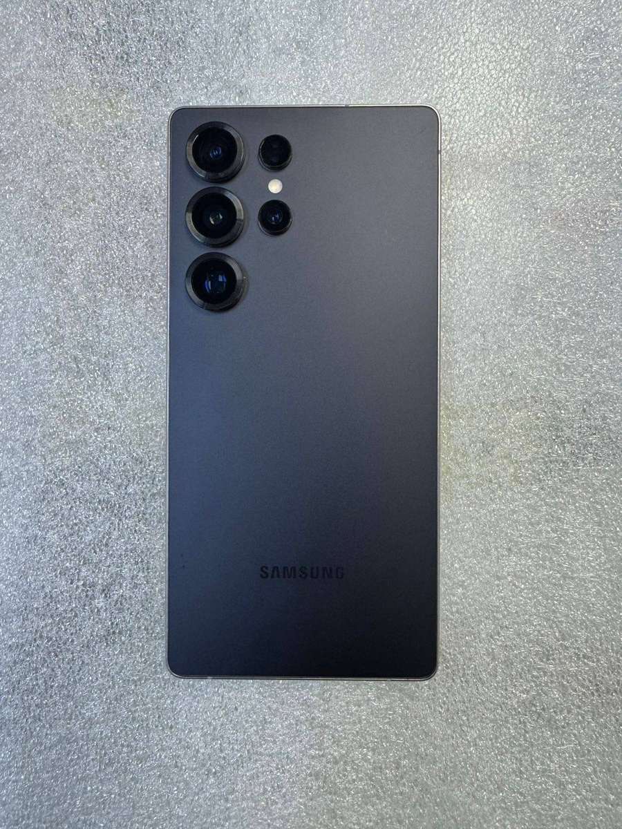 SAMSUNG S25 ultra 512GB