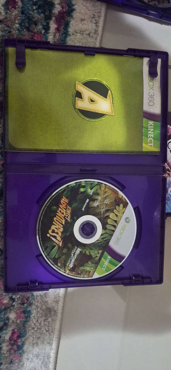  Xbox 360 S Bundle  Console + 2 Controllers + Kinect + 14 Games