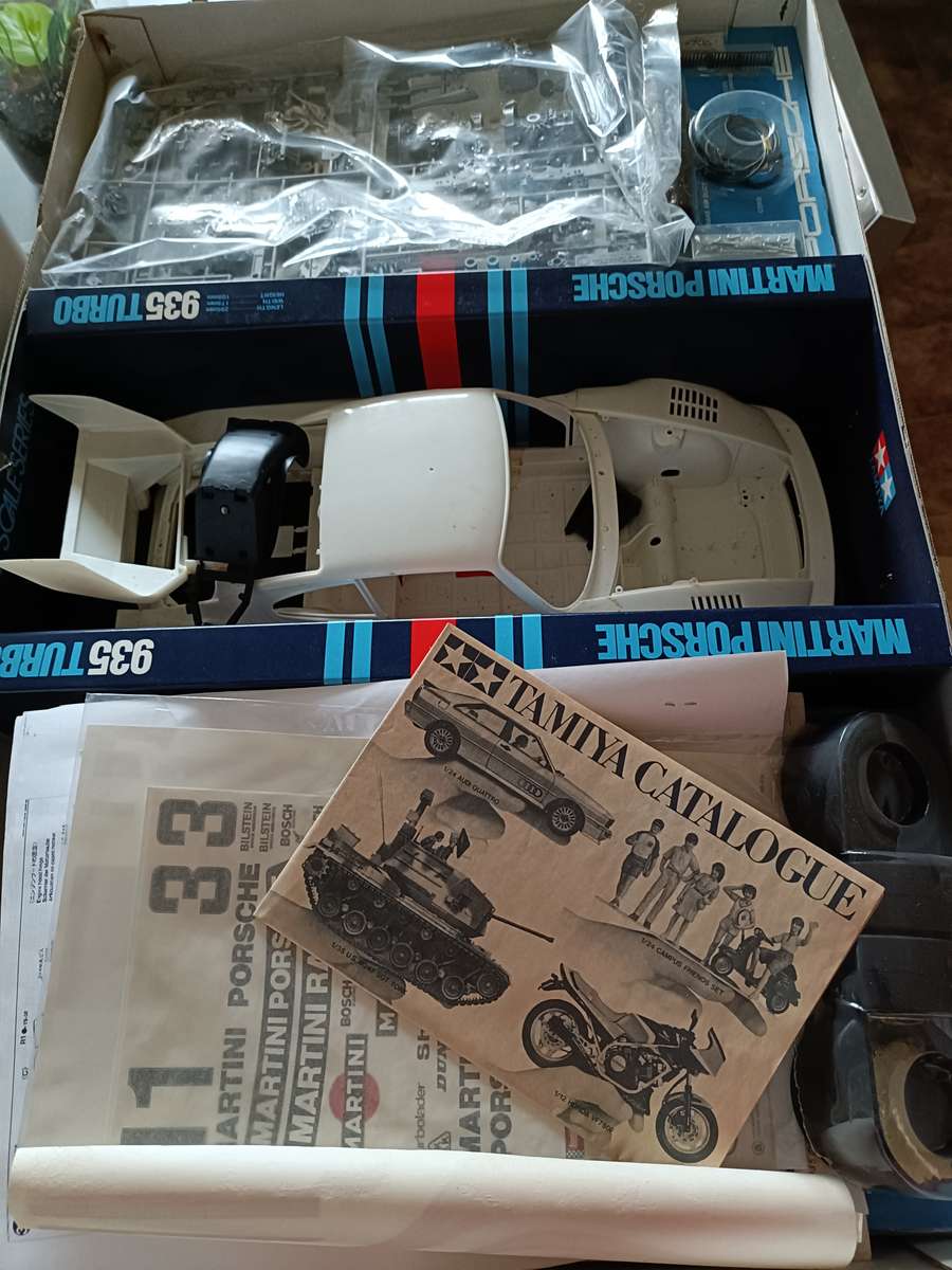 Tamiya Porsche Martini 935 Turbo 1:12 scale model