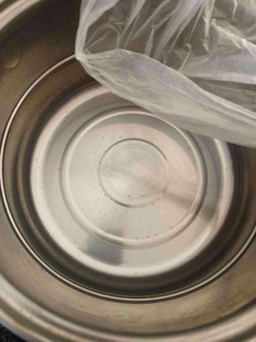 2 Tier Steaming Pot  28CM (brown dots in pot)