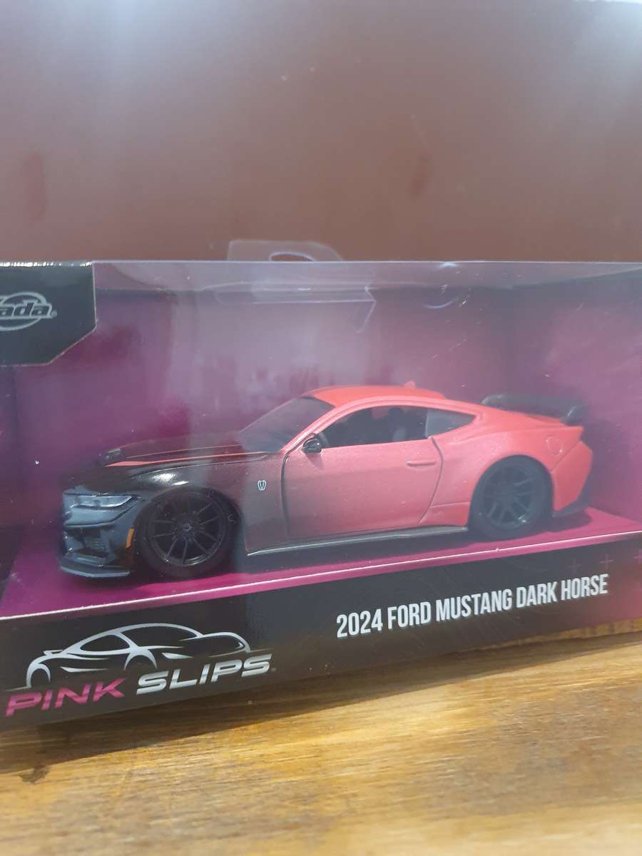 FORD MUSTANG  JADA   DARK HORSE