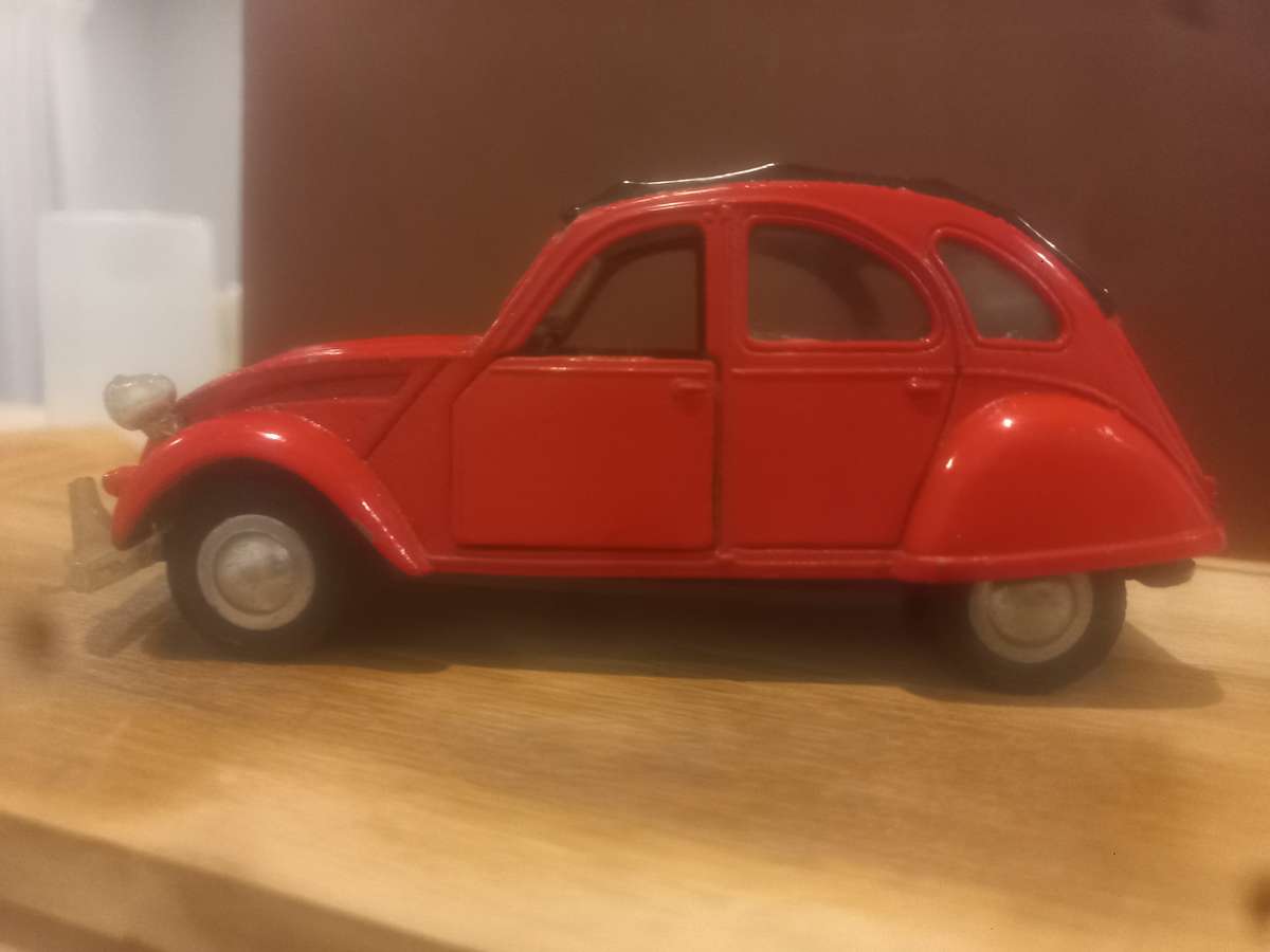 CITROEN   2CV  SCALE     1/32  13CM