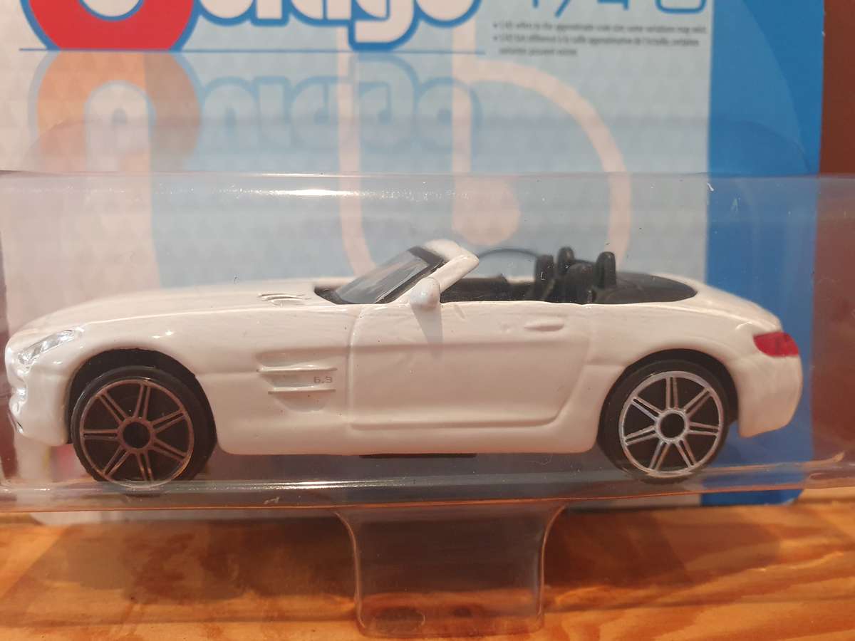 MERCEDES  CONVERTABLE