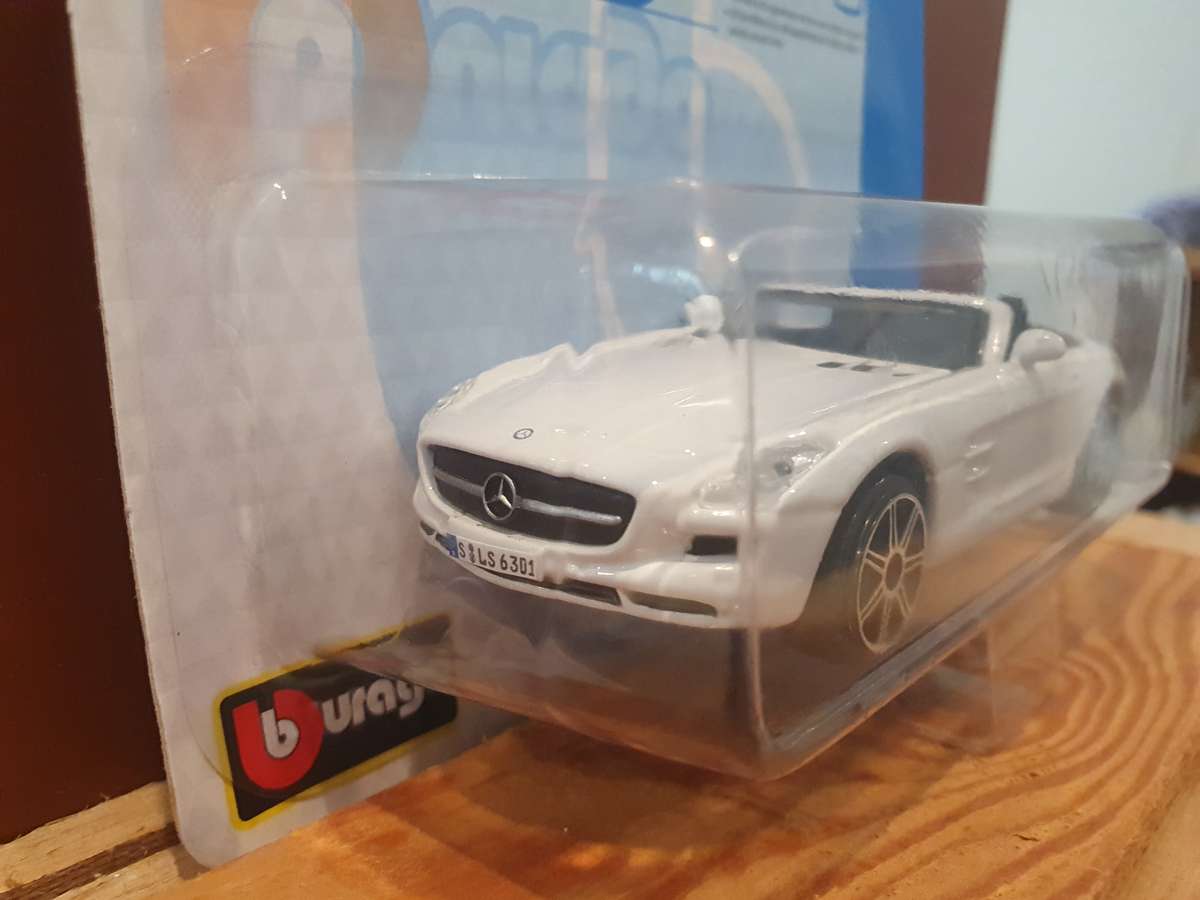 MERCEDES  CONVERTABLE