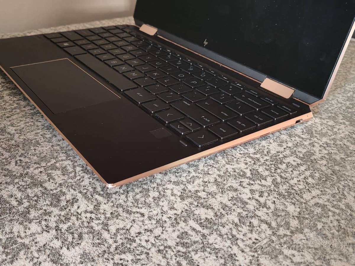 HP Spectre X360 2in1 13.3" Touch Display Intel Core i7 10th Gen Processor 16GB Ram Please Read