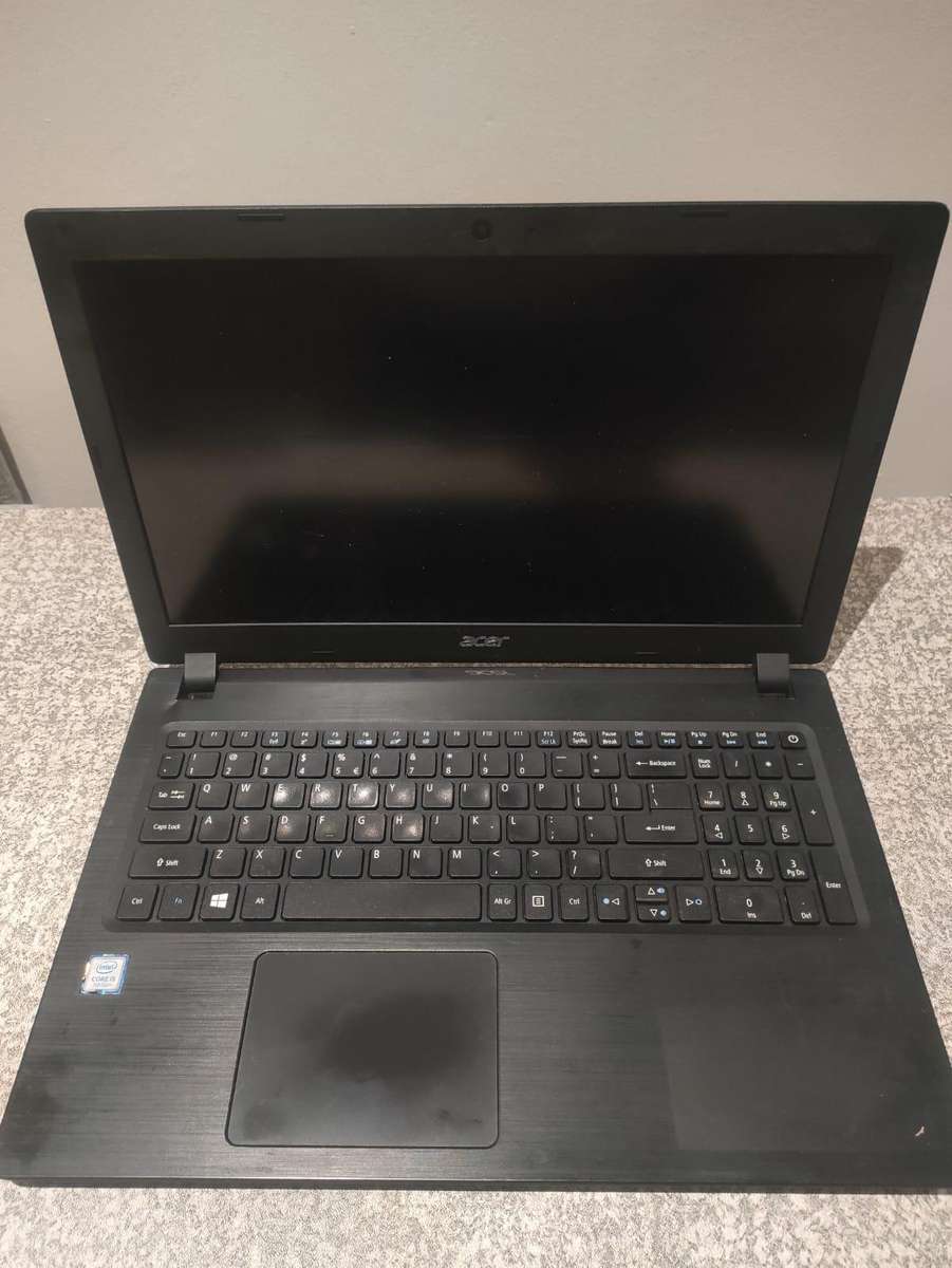 Acer Aspire 3 Intel Core i5-7th Gen 15.6" Display 8GB RAM 1TB Storage WINDOWS 10