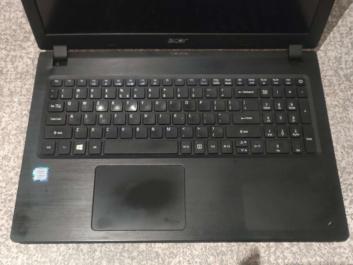 Acer Aspire 3 Intel Core i5-7th Gen 15.6" Display 8GB RAM 1TB Storage WINDOWS 10