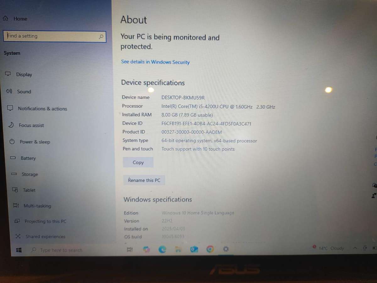 ASUS Vivobook S551L Intel Core i5 15.6" TOUCHSCREEN 8GB Ram 256GB SSD Windows 10