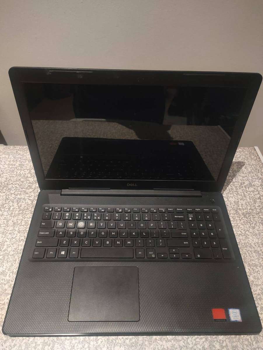 Dell Inspiron 15.6" Display Intel Core i7 8th Gen AMD Radeon Graphics Card for SPARES/REPAIRS
