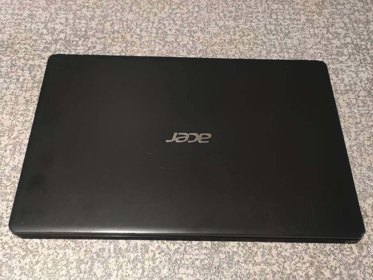 Acer Aspire 3 Intel Core i3 10th Gen 15.6" Display 4GB Ram For SPARES/REPAIRS