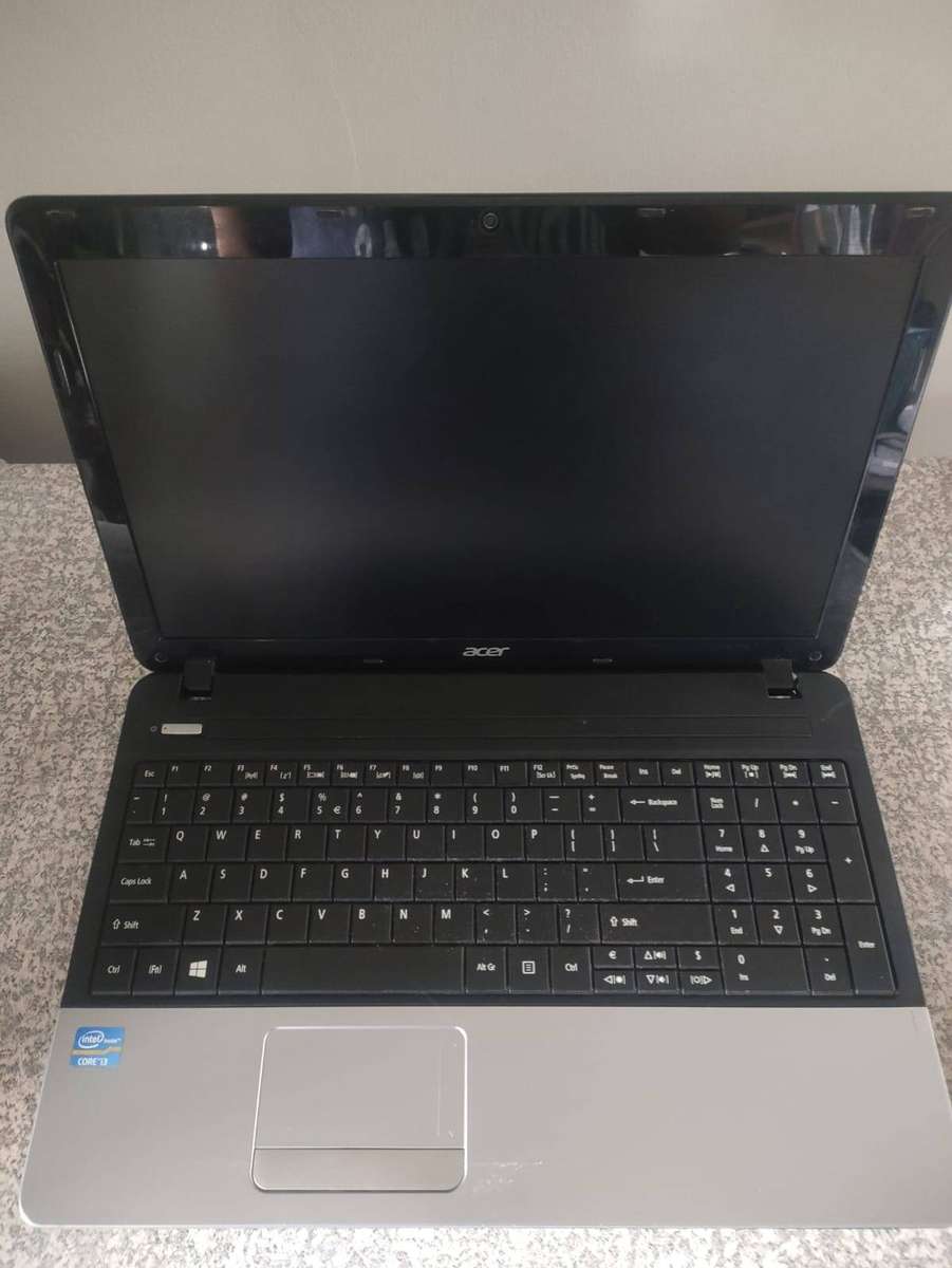 Acer Travelmate P253 Intel Core i3 Processor 15.6" Display 4GB RAM 500GB HDD WINDOWS 10