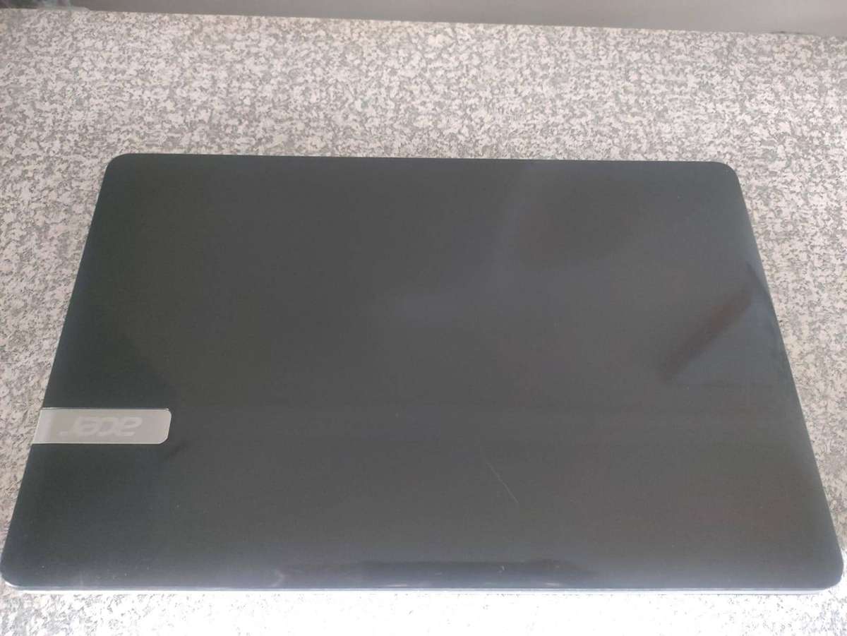 Acer Travelmate P253 Intel Core i3 Processor 15.6" Display 4GB RAM 500GB HDD WINDOWS 10