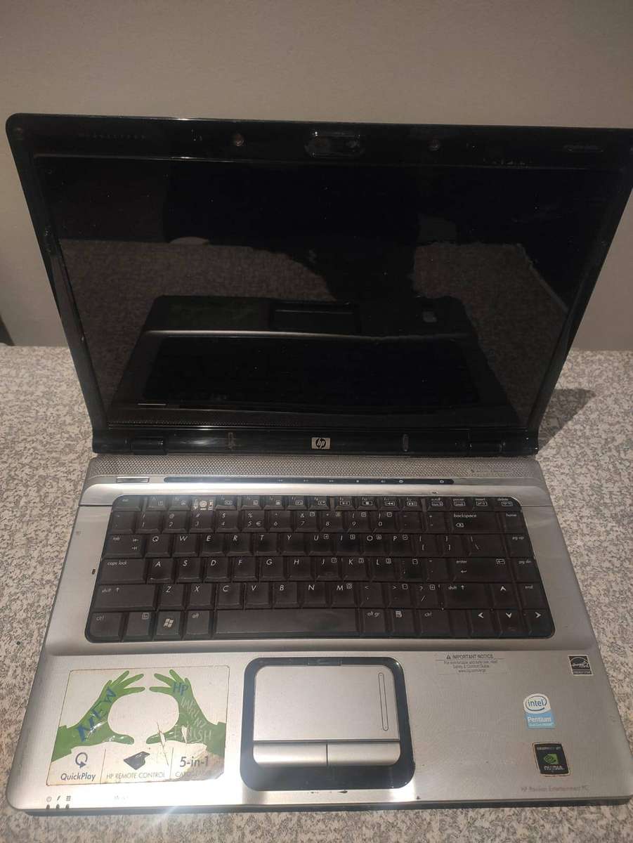 HP Pavilion DV6700 15.6" Display Intel Pentium Processor NVidia Graphics for Spares/Repairs