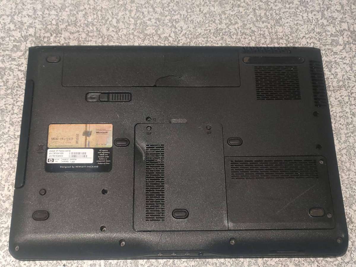 HP Pavilion DV6700 15.6" Display Intel Pentium Processor NVidia Graphics for Spares/Repairs