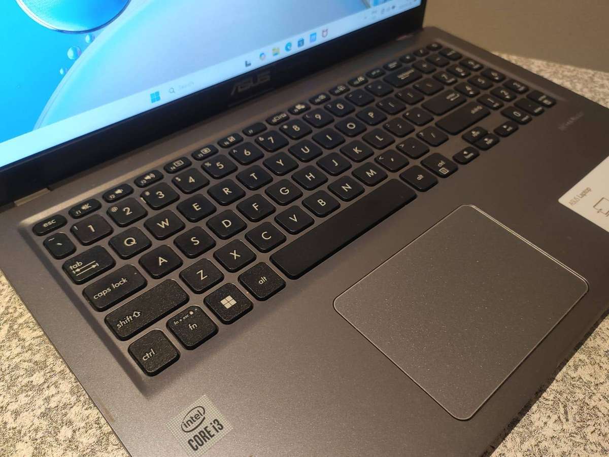 ASUS Vivobook X515 Intel 10th Gen CPU 15.6" FHD Display 8GB Ram 256GB Samsung M.2 NVMe Windows 11