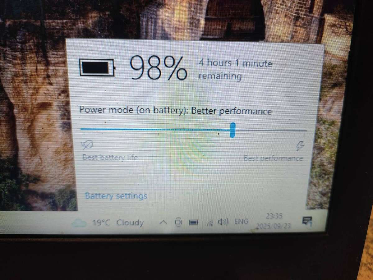 Acer X555L Intel Core i7 Processor 15.6" Display 8GB Ram 1TB HDD Windows 10